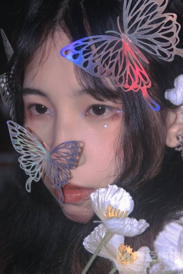 妆容模特