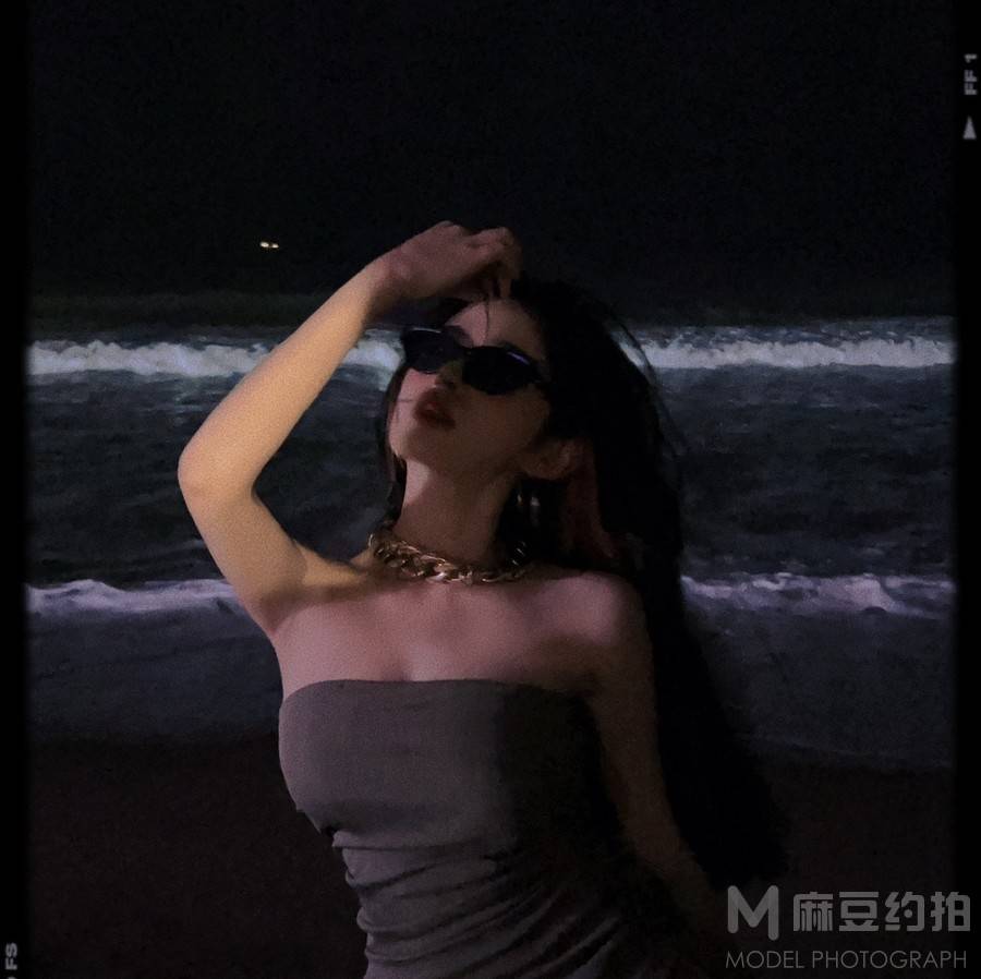 胶片模特