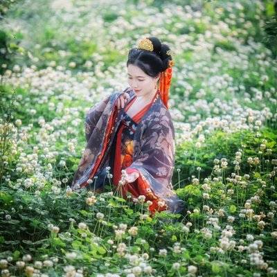 汉服模特