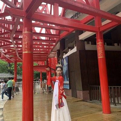 汉服模特