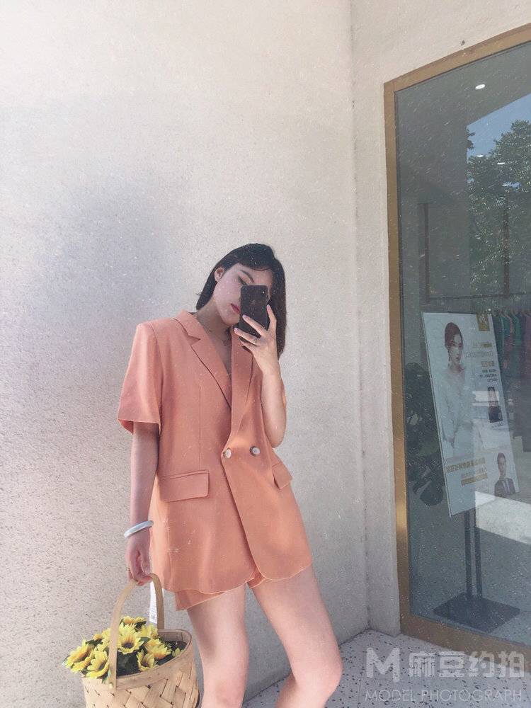 孕照模特