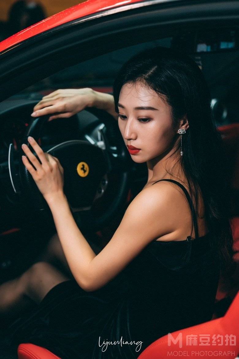 暗黑模特