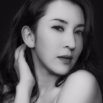 黑白模特