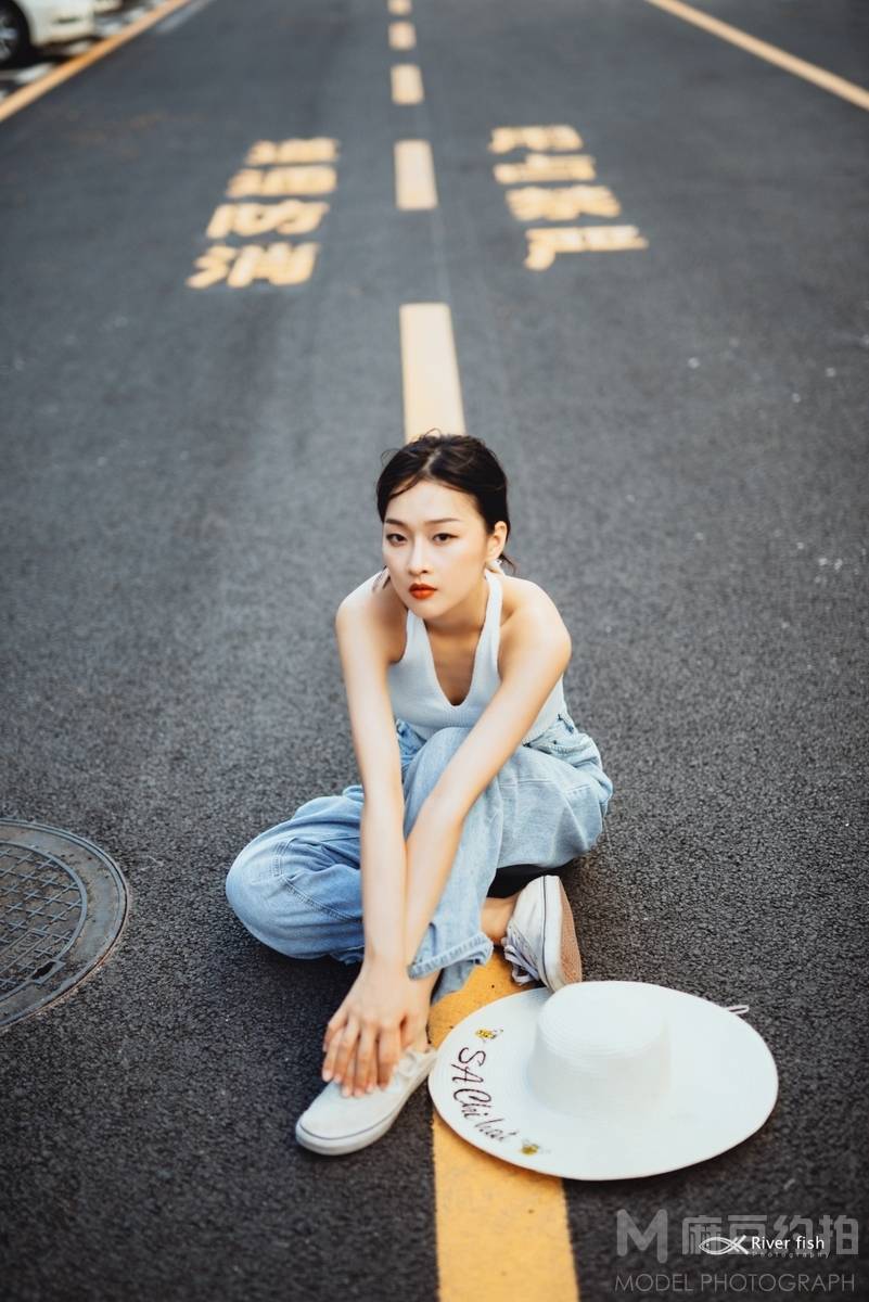 胶片模特