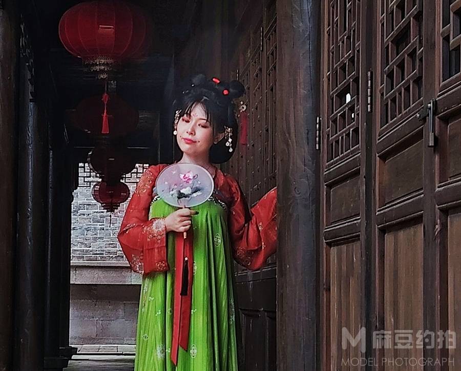 民国模特