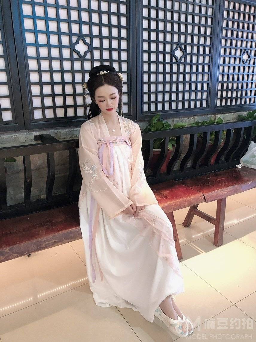 民国模特