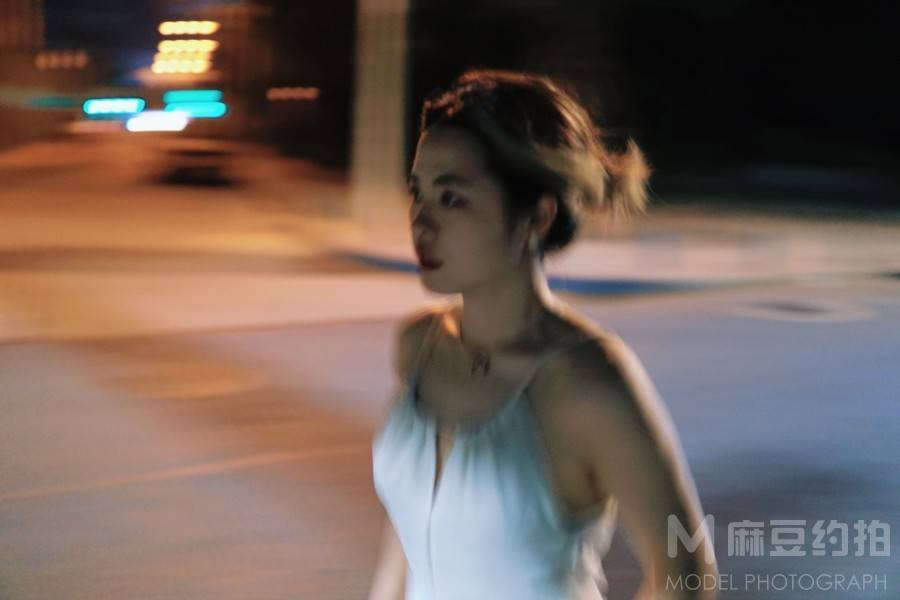 夜景模特