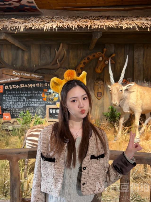 妆容模特