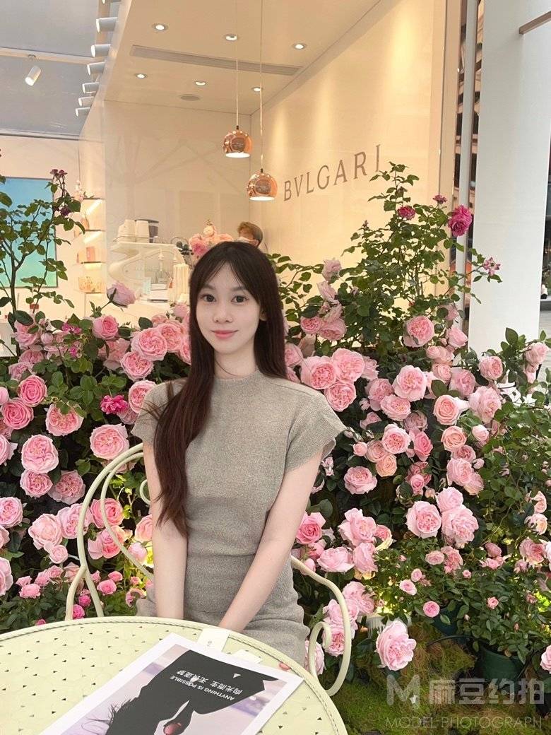 清新模特