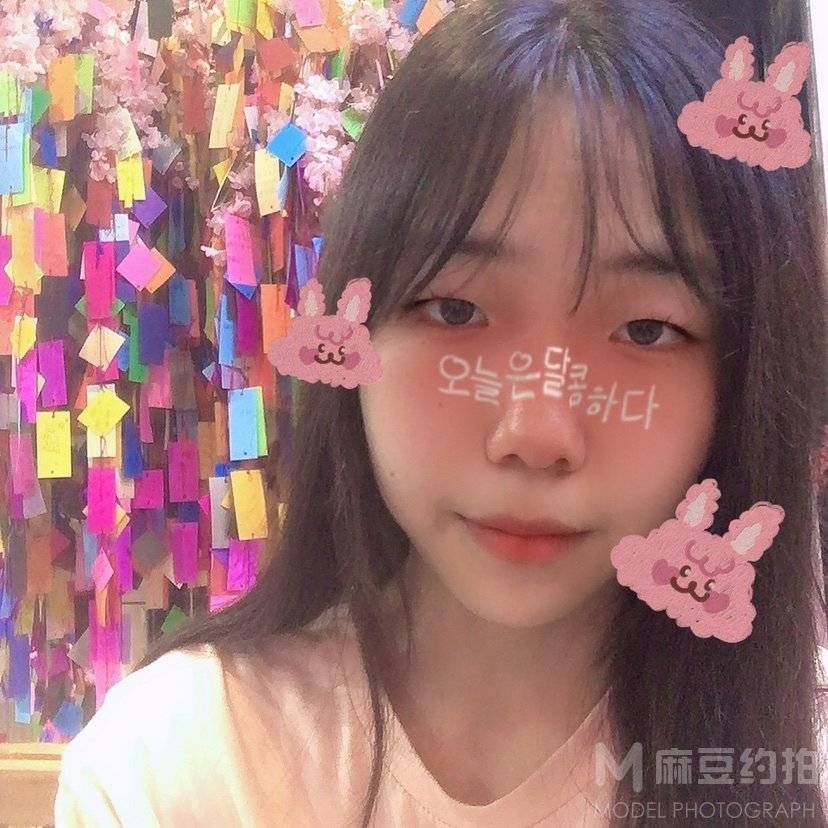 校园模特