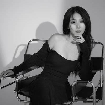 黑白模特