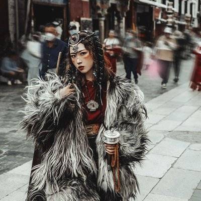 情绪模特