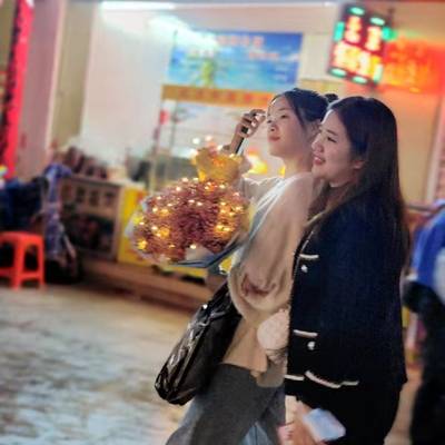 黑白模特