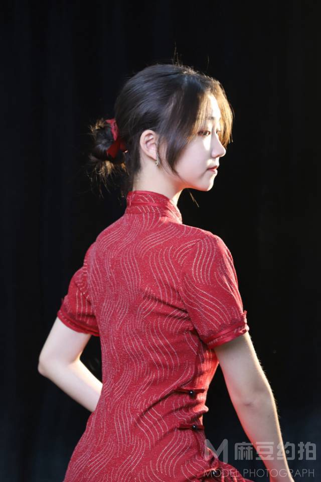 民国模特