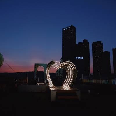 夜景模特