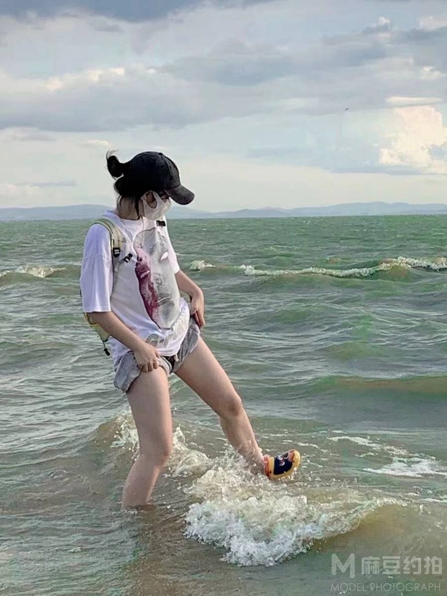 黑白模特