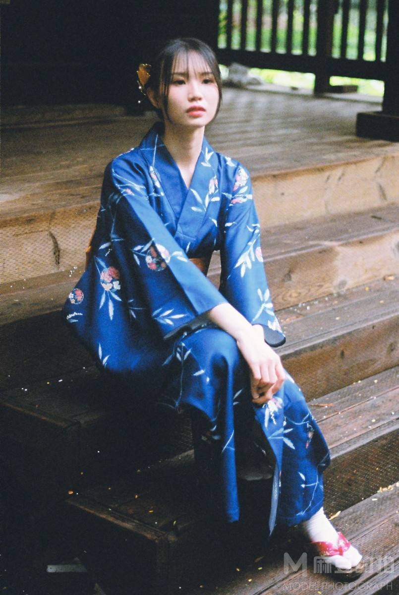 胶片模特