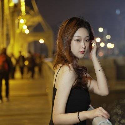 夜景模特