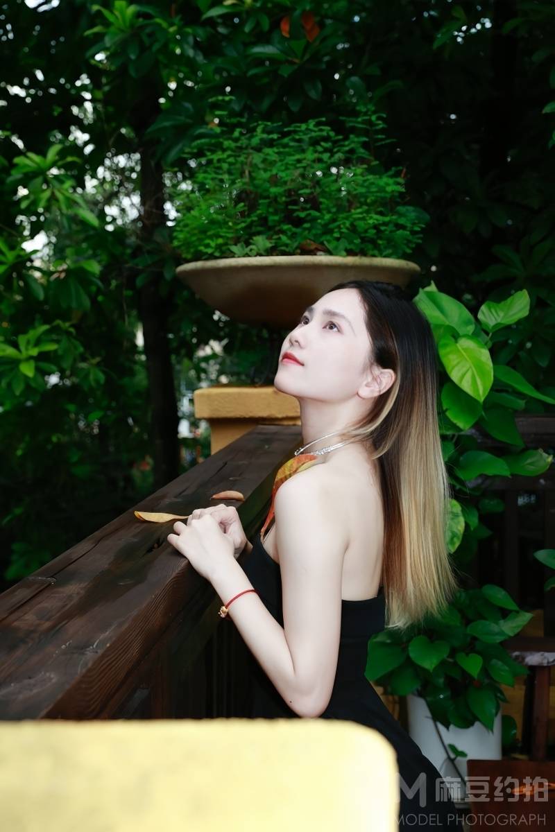 纪实模特