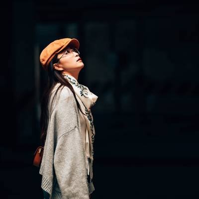 情绪模特