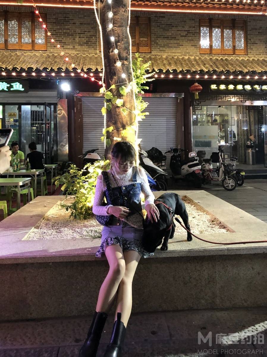 夜景模特