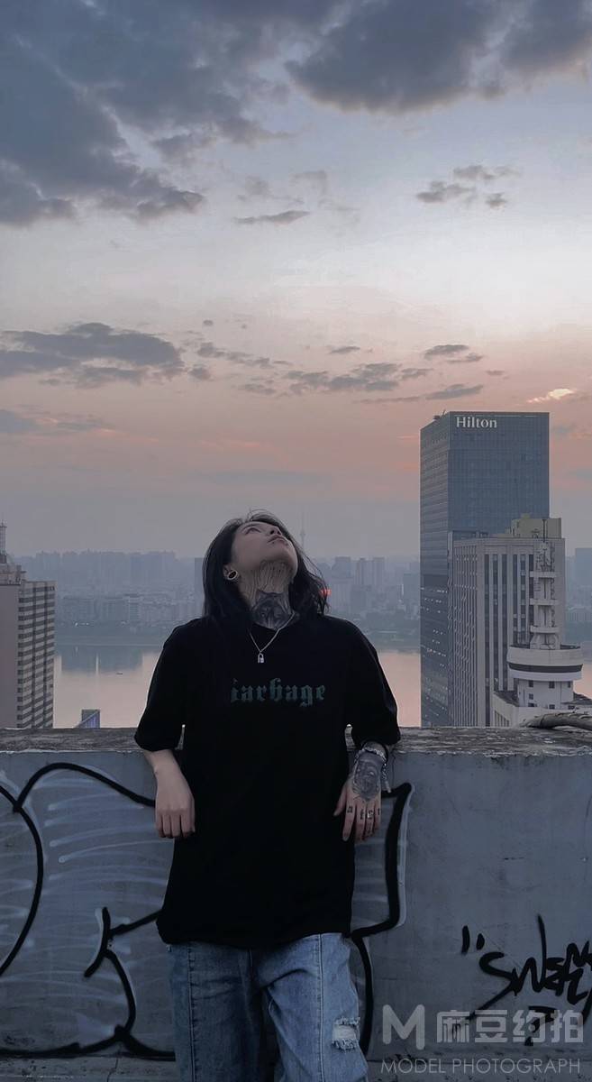 暗黑模特