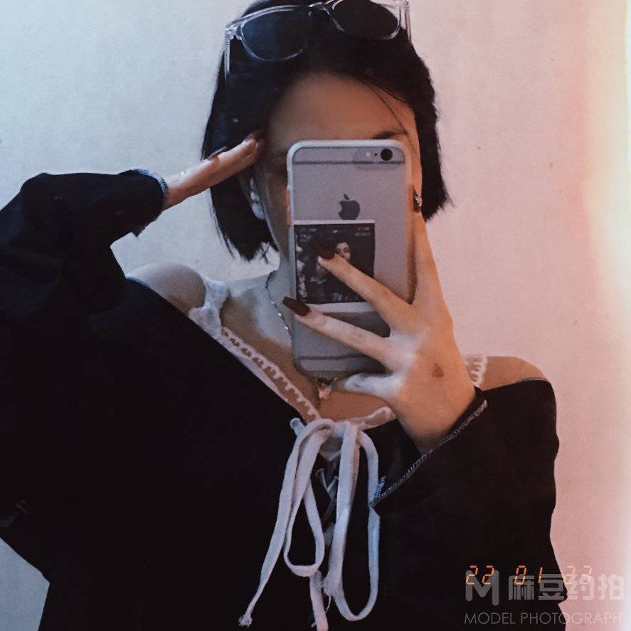 暗黑模特