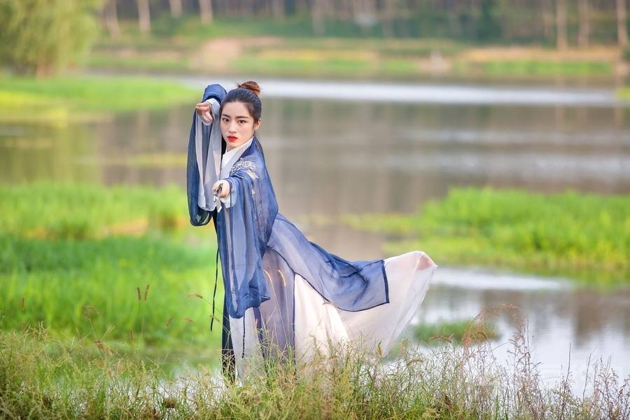 汉服模特