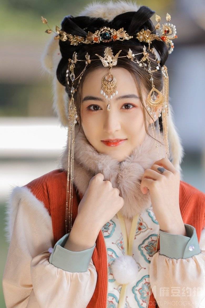 妆容模特