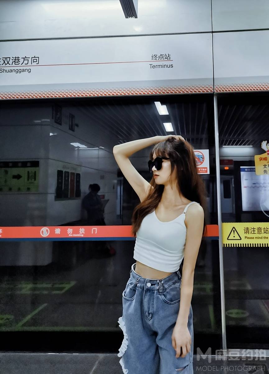 胶片模特