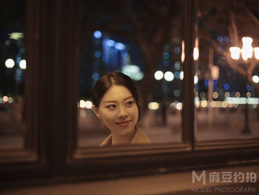 夜景模特