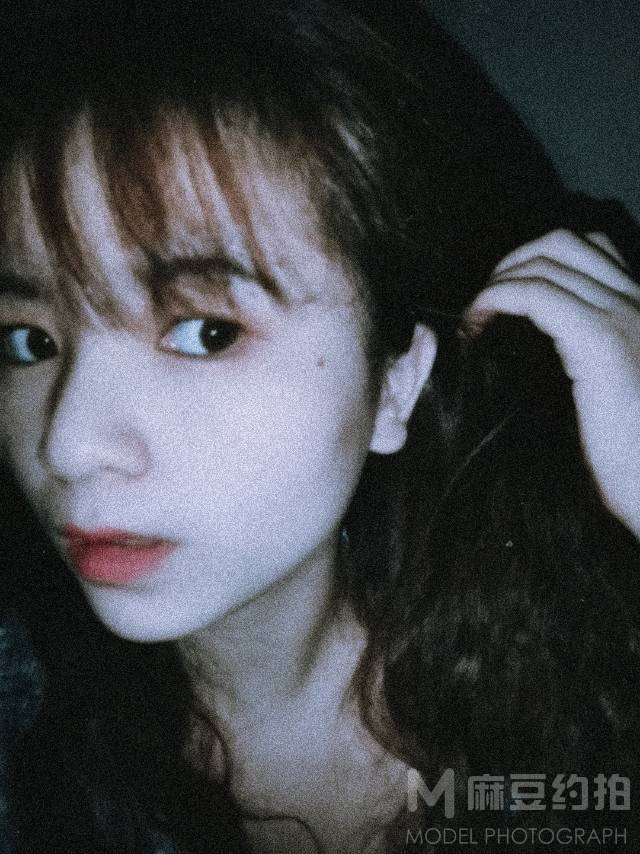 胶片模特
