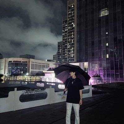 黑白模特