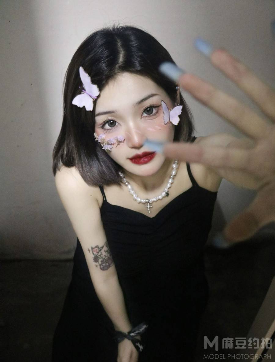 暗黑模特