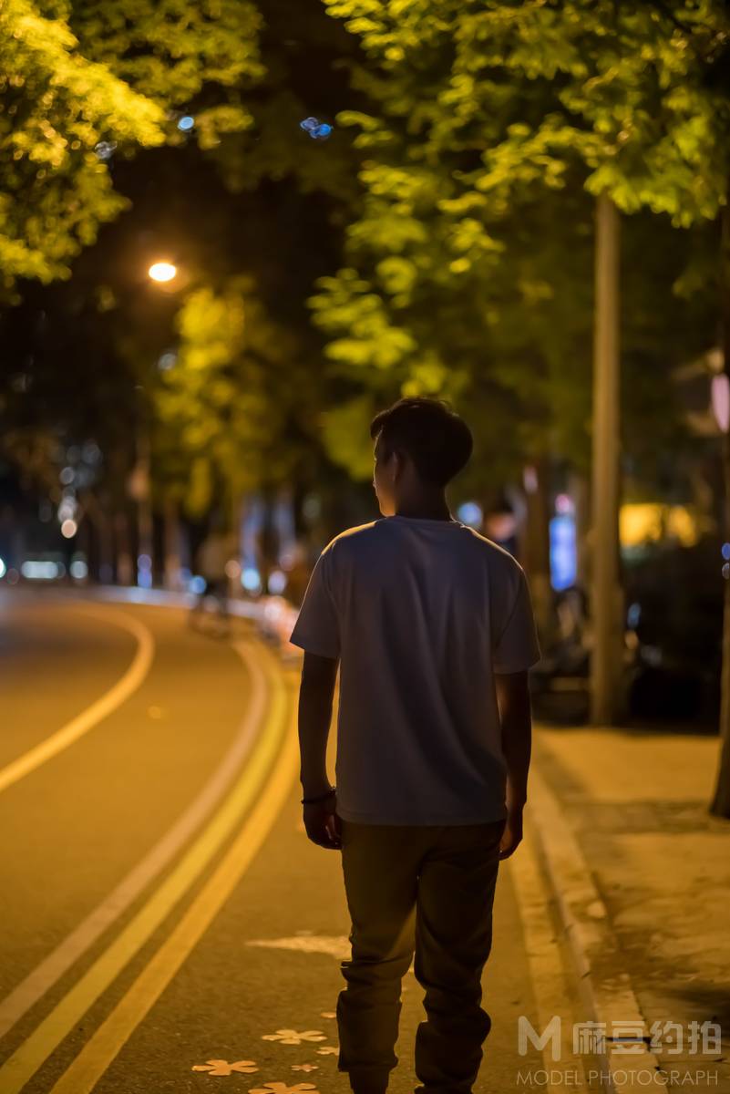夜景模特