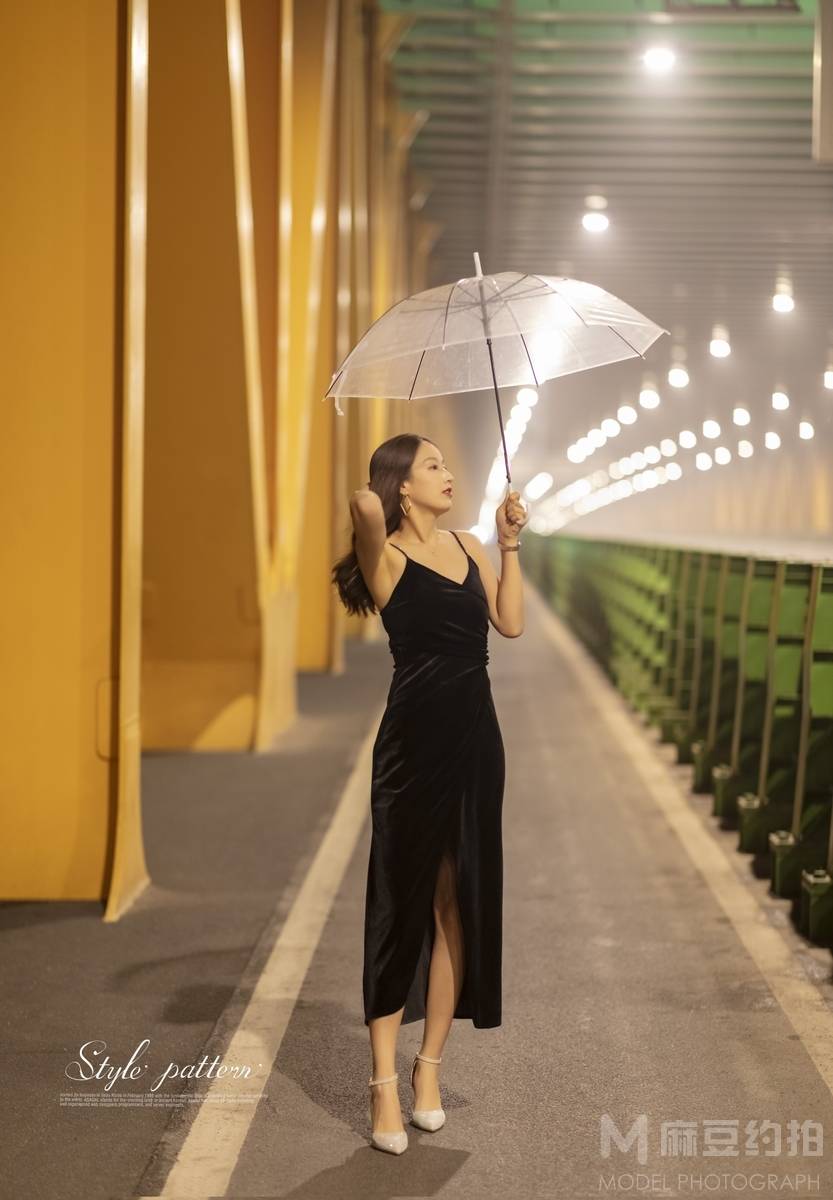 夜景模特