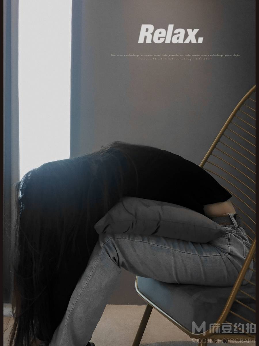 情绪模特