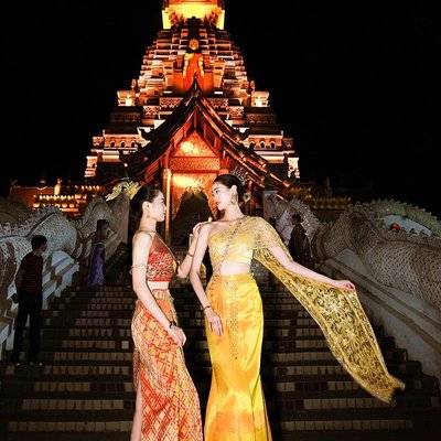 夜景模特