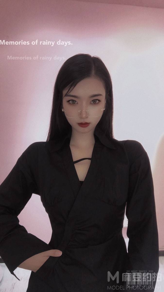 暗黑模特