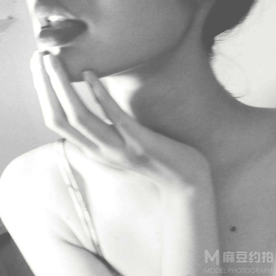 纪实模特