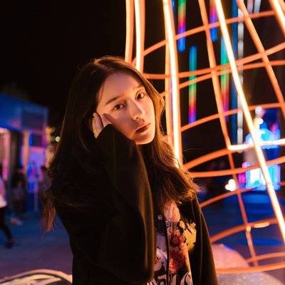 夜景模特