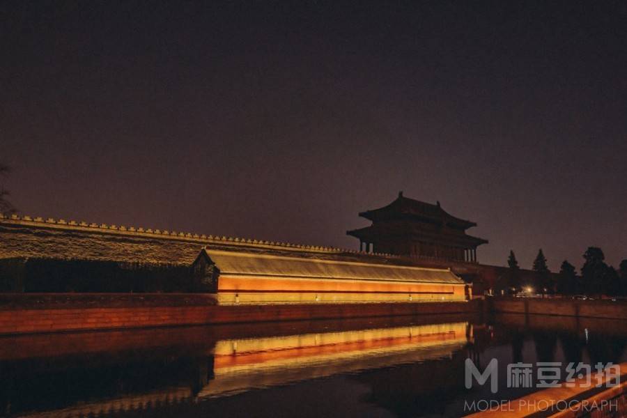 夜景模特