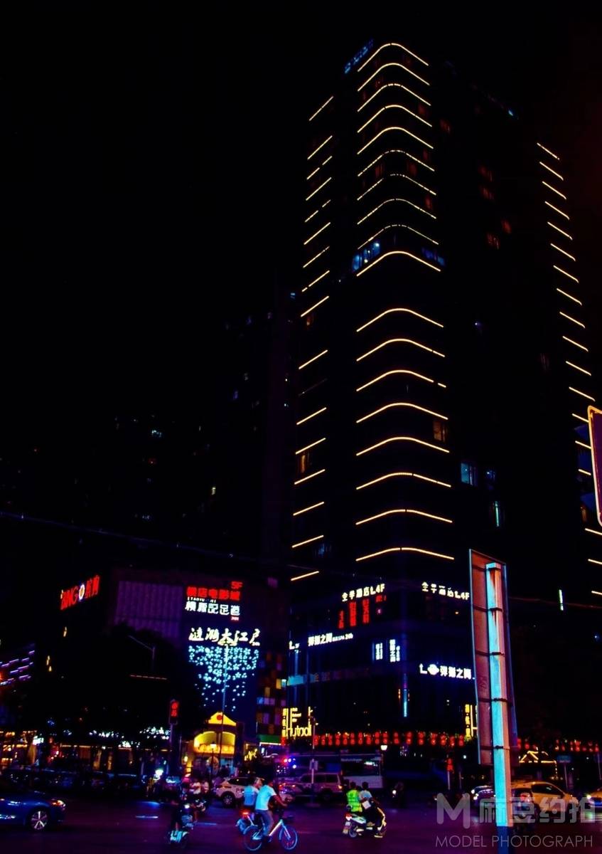 纪实模特