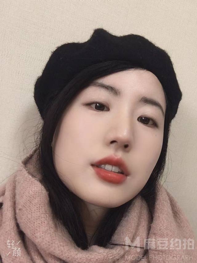 纪实模特