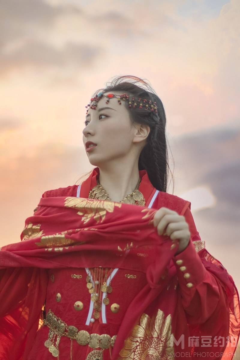 汉服模特
