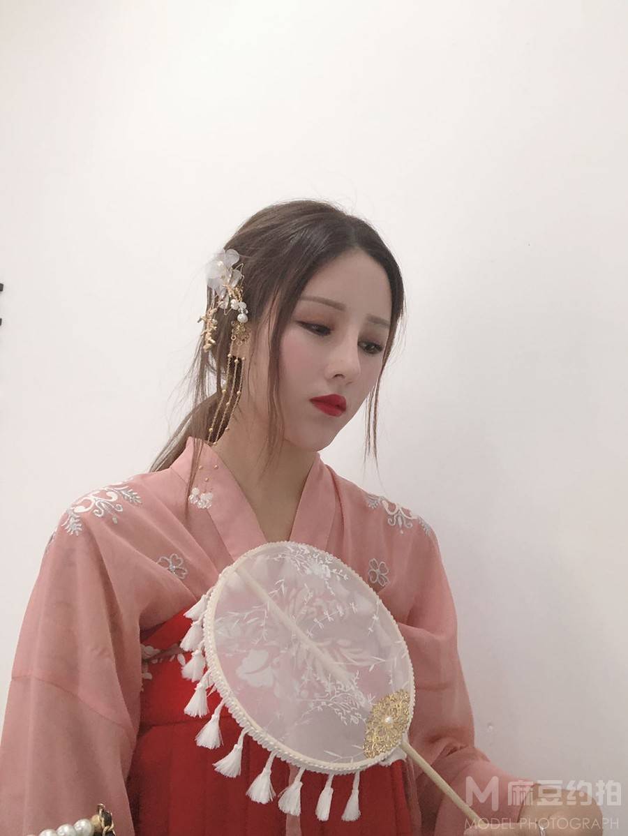 民国模特