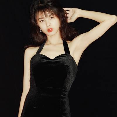 宝丽来模特