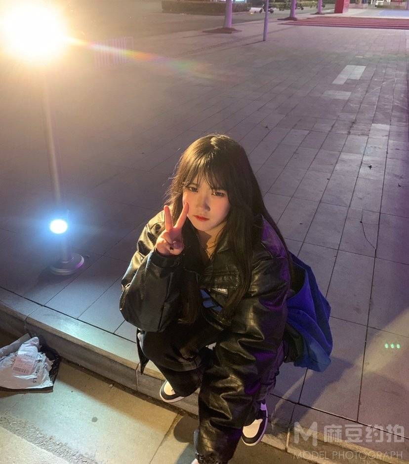 夜景模特