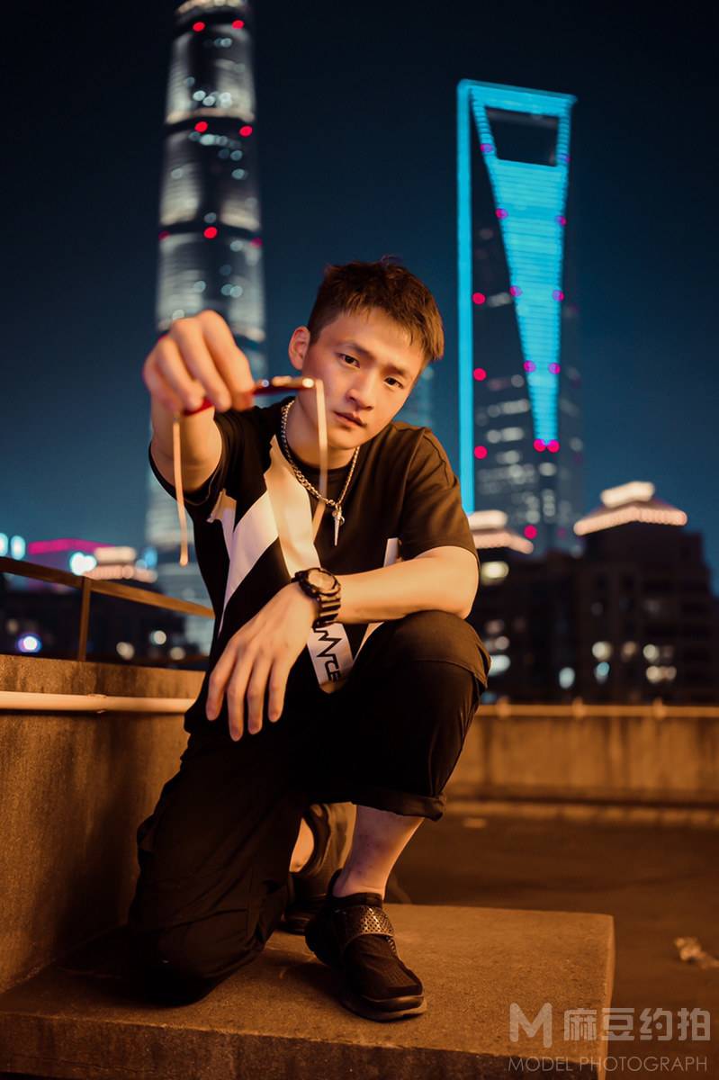 夜景模特