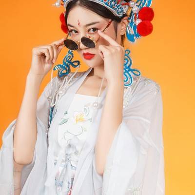 汉服模特